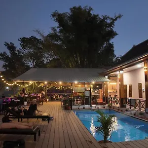  Albergue Funny Riverside Backpackers